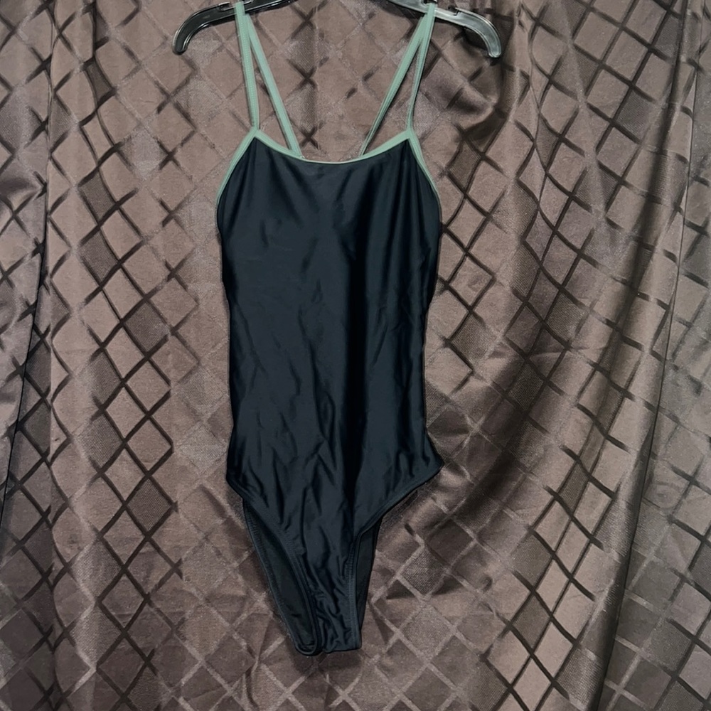 Women’s One Piece Bathing Suit, Size SM